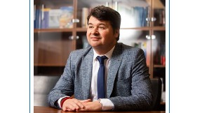 Udar na autonomiju